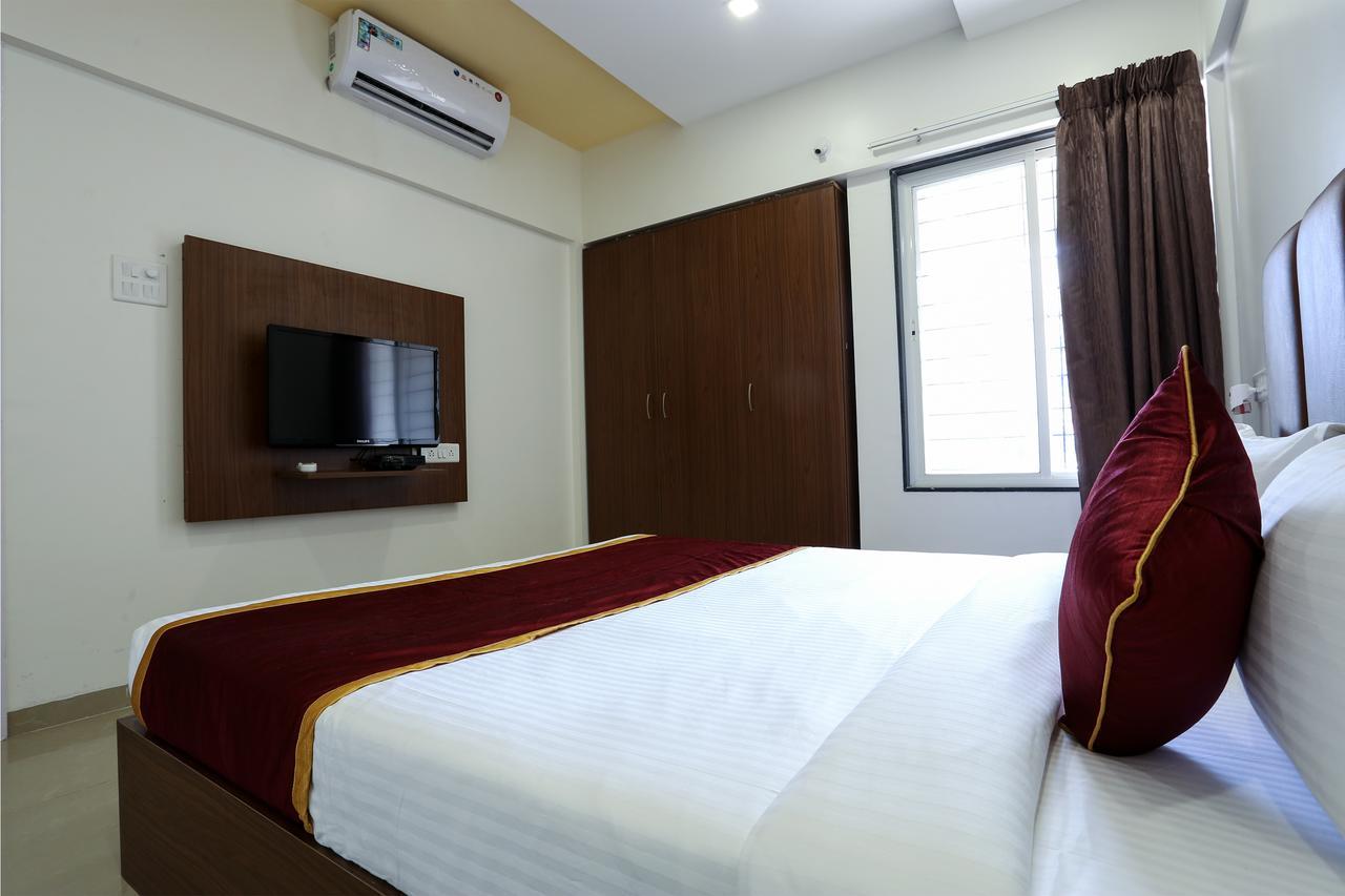 Oyo 10269 Nine Blossoms Hotel