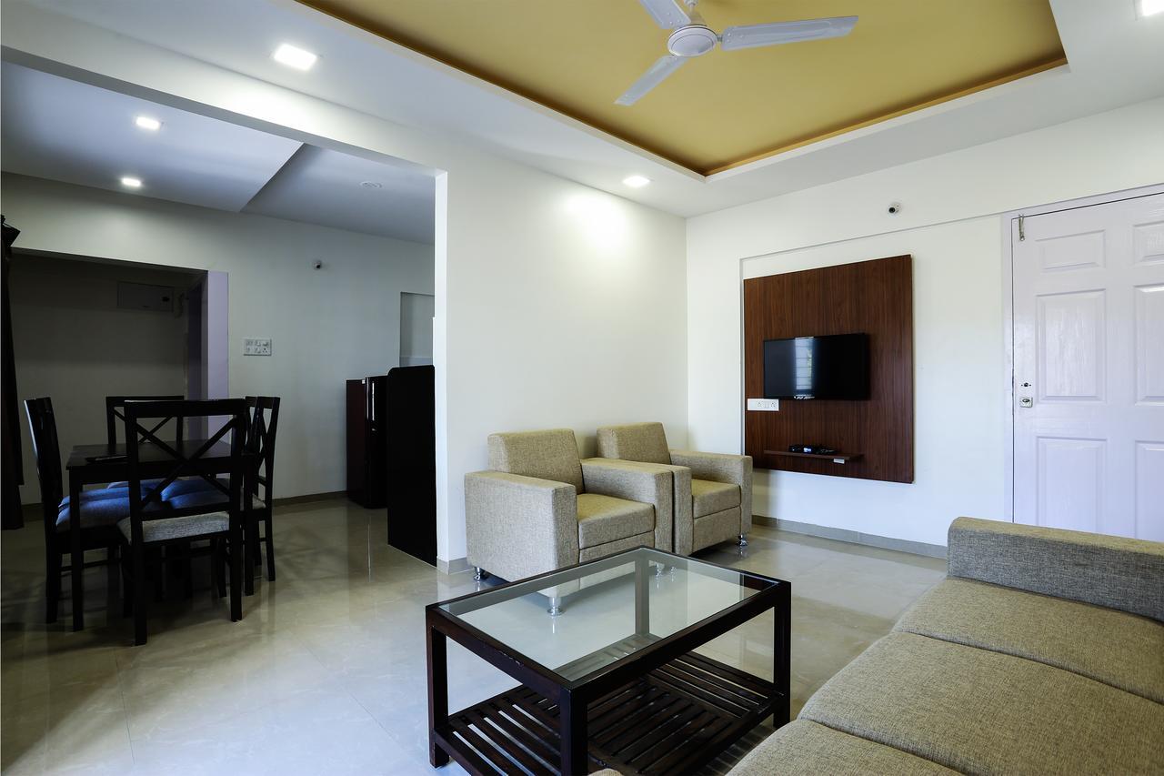 Oyo 10269 Nine Blossoms Hotel