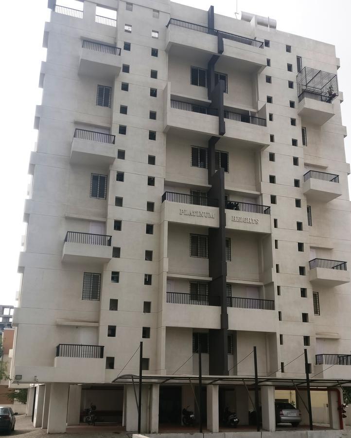 Oyo 10269 Nine Blossoms Hotel Pune